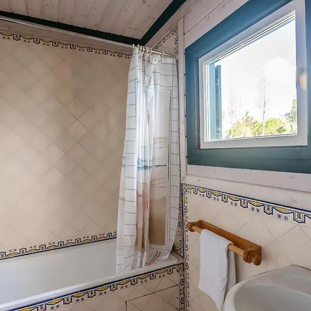 ヴィラ Praia Das Macas Sleeps 14 With Pool Adraga